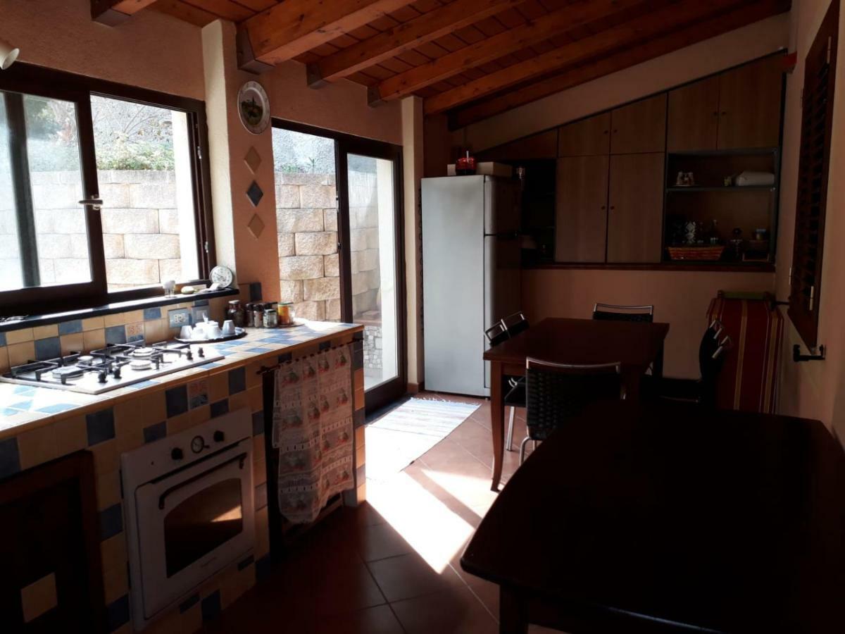 Villa Domus Austri Messina Esterno foto